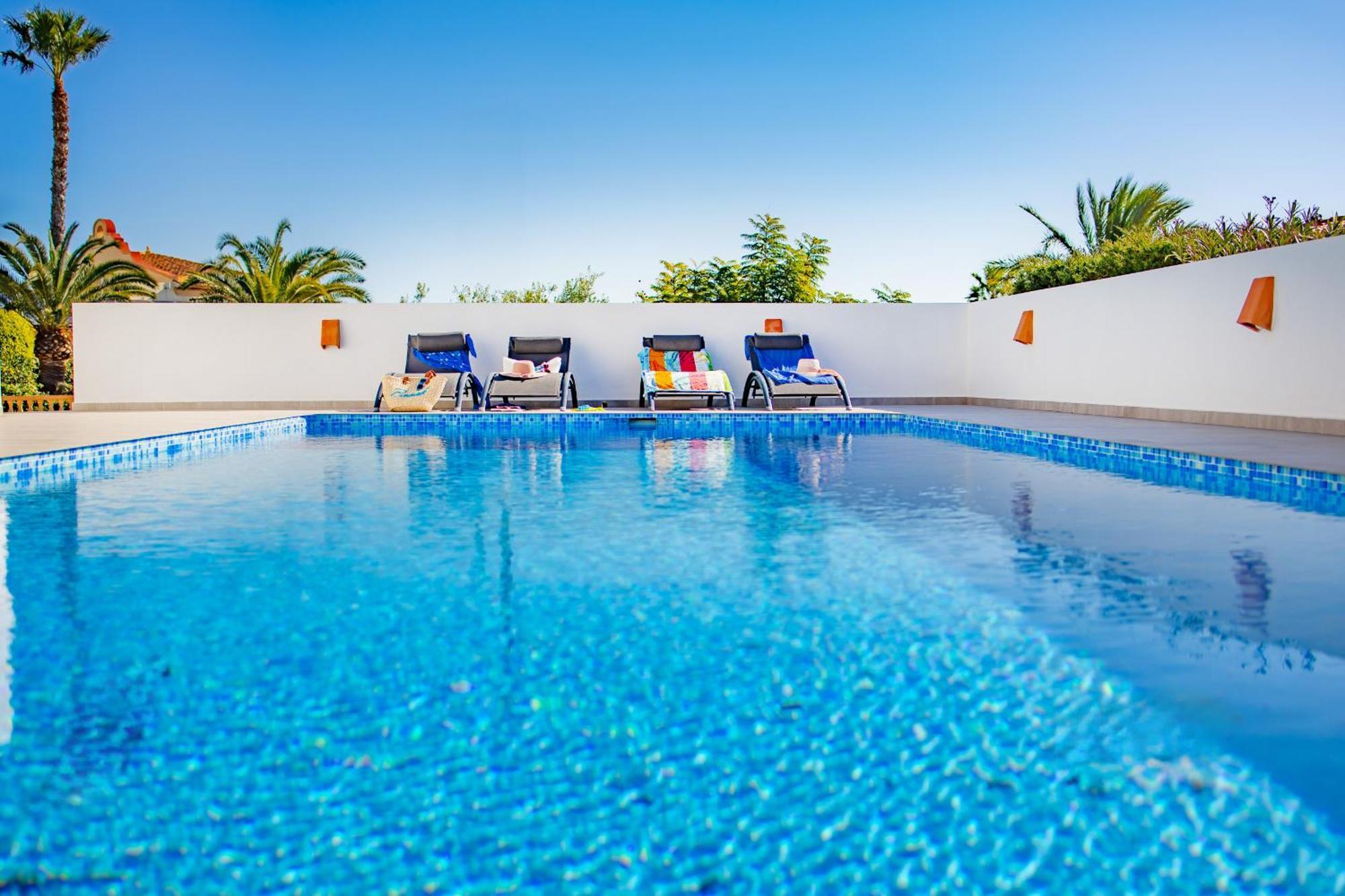 Villa Altamira - Plusholidays กัลเป ภายนอก รูปภาพ